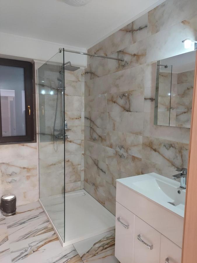Ferienwohnung Bya Brown Valea Lupului  Exterior foto